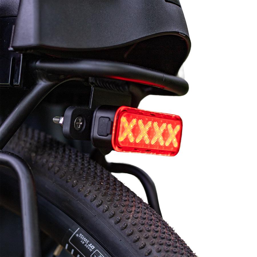 KHEAX ZAURAC 300L FIXATION TIGE DE SELLE LED ACCELER